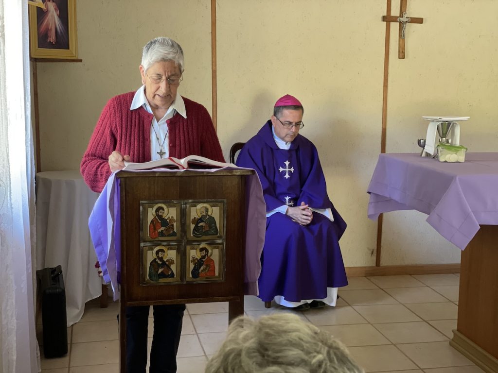 Parroquia San José de Pemuco hermanas SSCC Sagrados Corazones